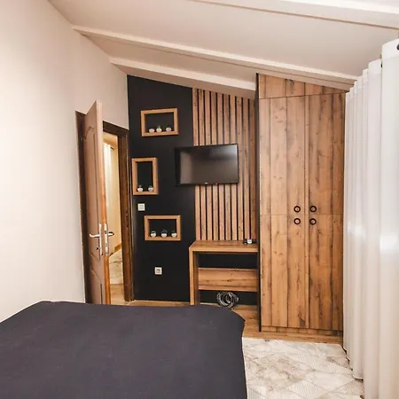 Stara Varos Apartamento Podgorica